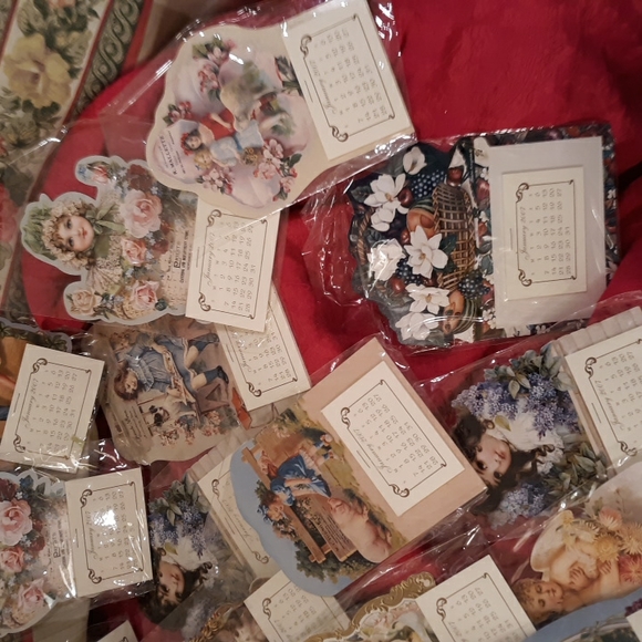 Decor - Picture 8 of 9